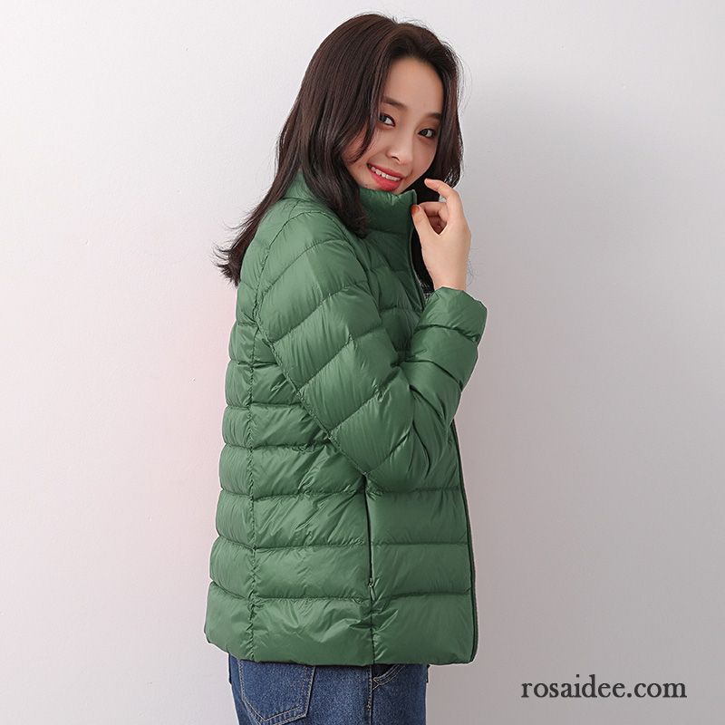 Beste Daunenjacke Damen Licht Grün Herbst Stehkragen Damen Warme Ultra Winter Mode Dünn Schlank Überzieher Kurzer Absatz Daunenjacke Billig