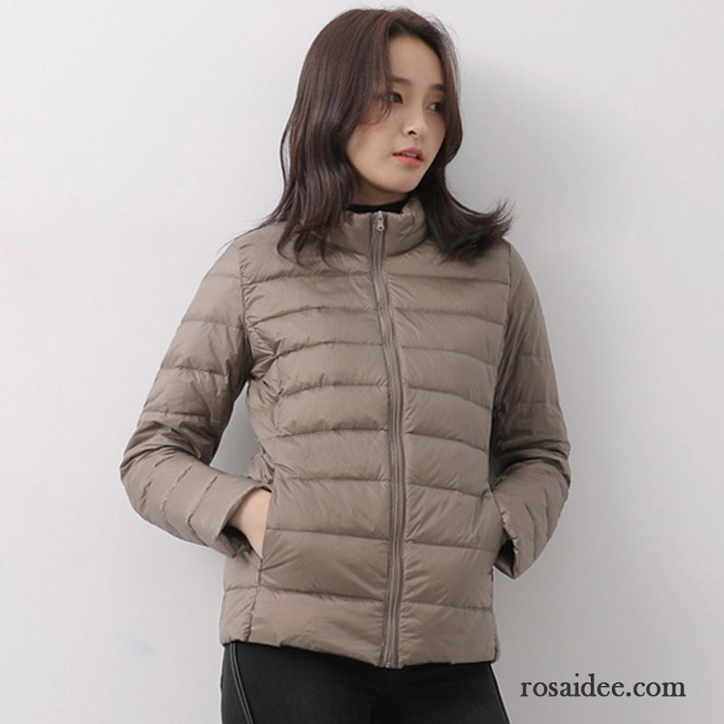 Beste Daunenjacke Damen Licht Grün Herbst Stehkragen Damen Warme Ultra Winter Mode Dünn Schlank Überzieher Kurzer Absatz Daunenjacke Billig