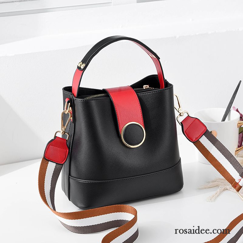 Handtaschen Damen Allgleiches Einfach Mode Messenger-tasche Das Neue Temperament Schwarz Rot