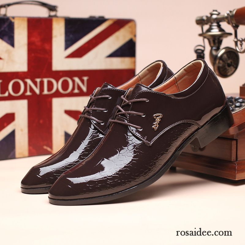 Leder Schuhe Dunkelbraun Herren Lederschue Trend Casual Schuhe England Geschäft Neue Hochzeit Schuhe Billig