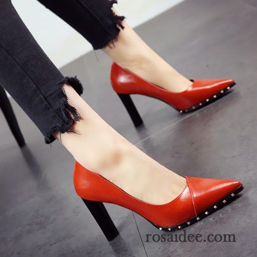 Pumps Schwarz Rot Allgleiches Schuhe Pumps Schnürschuhe Mode Spitze Rot Feder Lackleder Dick Damen Verkaufen