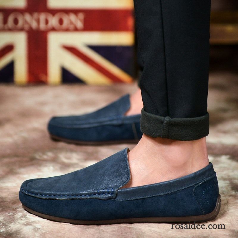 Weiße Schuhe Herren Neue Casual Lederschue England Slip-on Schuhe Herren Trend Feder Faul Rabatt