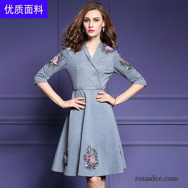 Weißes Kleid Kleider Dame Hülse Neu Herbst Temperament Stickerei A Schreiben Schlank Billig